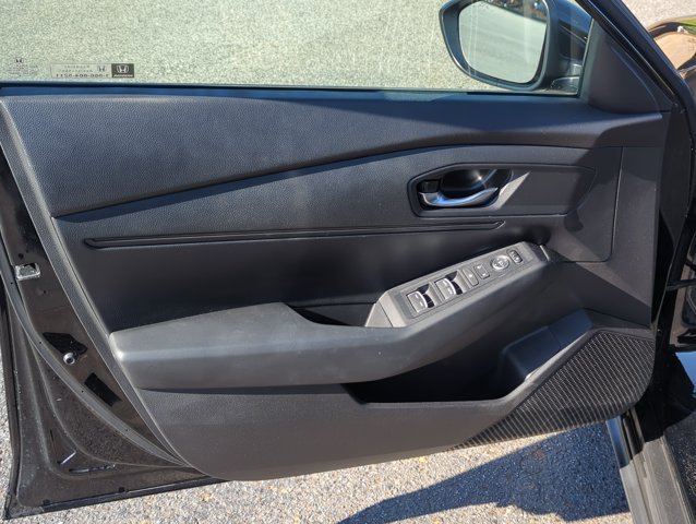 Used 2025 Honda Accord LX image 10
