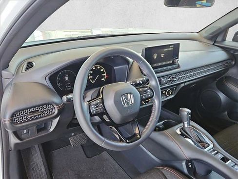 Used 2024 Honda HR-V Sport image 16