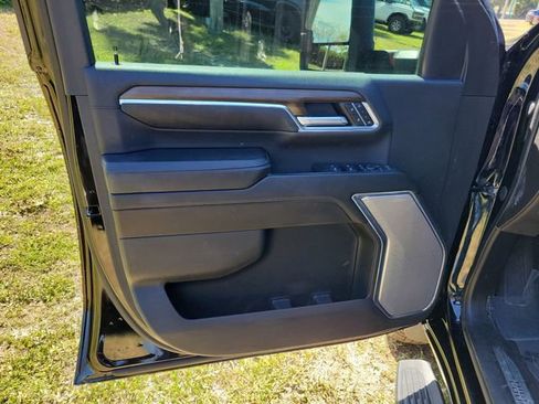 Used 2024 Chevrolet Silverado 3500 High Country AWD/4WD image 8