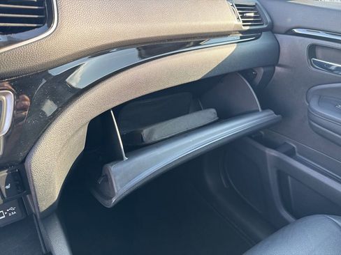 Certified 2022 Honda Pilot Touring image 26