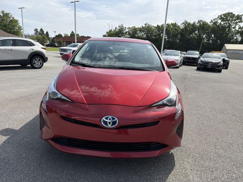 Used 2016 Toyota Prius Three w/ Protection Package FWD image 9