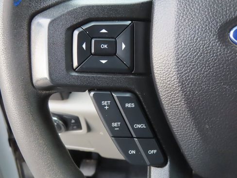 Used 2019 Ford F250 XL w/ STX Appearance Package image 19