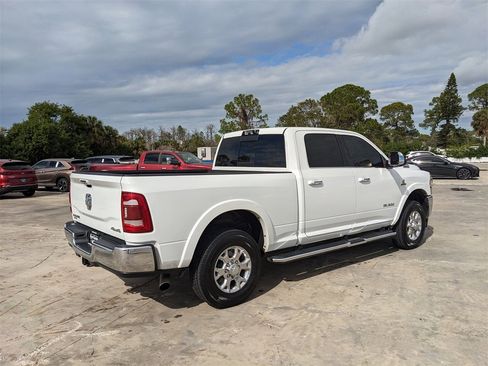 Used 2022 RAM 3500 Laramie image 9