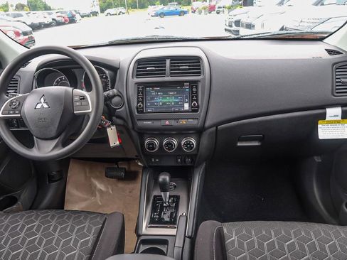 New 2025 Mitsubishi Outlander Sport AWD image 17