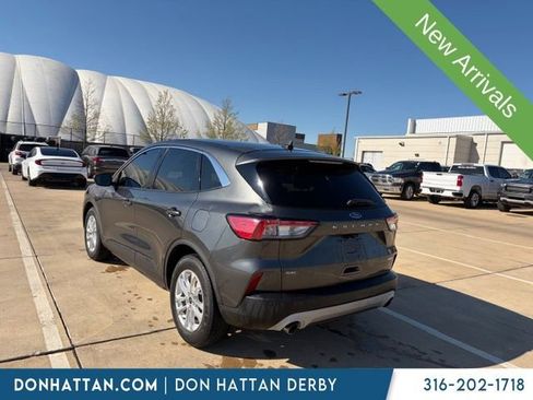 Used 2020 Ford Escape SE FWD image 4