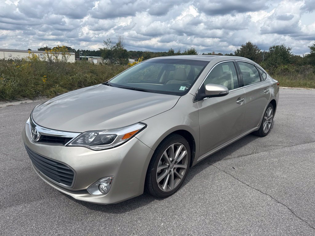Used 2014 Toyota Avalon XLE Touring FWD image 9