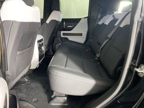 Used 2024 GMC Hummer EV 2X image 26
