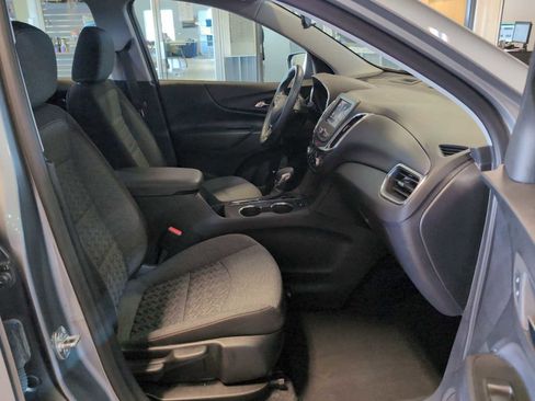 Used 2024 Chevrolet Equinox LT image 24