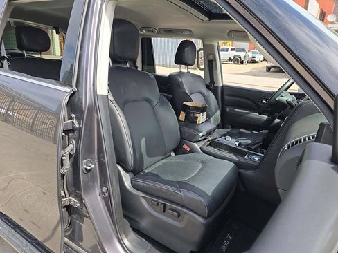 Used 2024 INFINITI QX80 Luxe RWD image 5