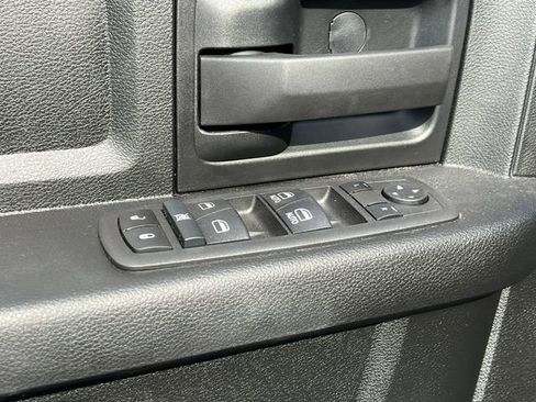 Used 2022 RAM 2500 Tradesman w/ Chrome Appearance Group image 21