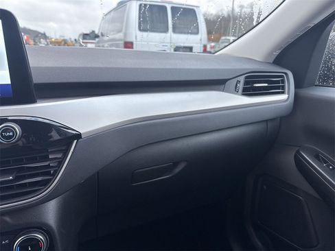 Certified 2022 Ford Escape SE w/ Cold Weather Package image 10