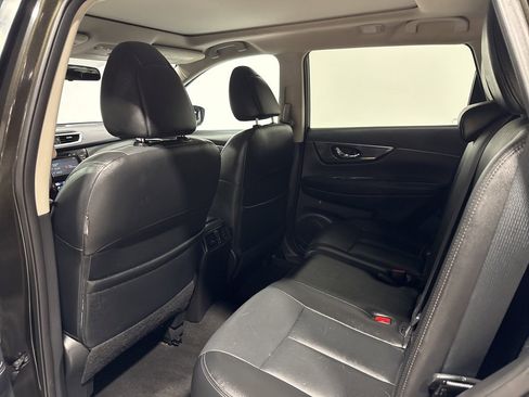 Used 2015 Nissan Rogue SL w/ SL Premium Package image 34