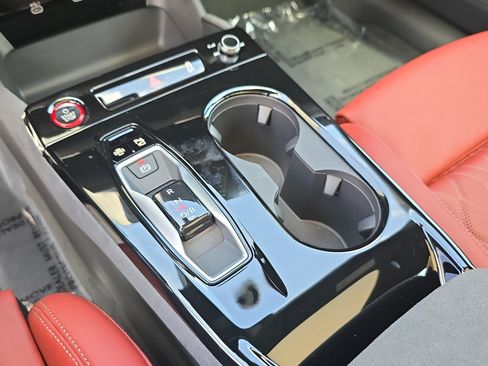 New 2025 Audi S6 e-tron Prestige image 23