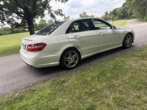 Used 2012 Mercedes-Benz E 350 Sedan w/ Lane Tracking Pkg image 12