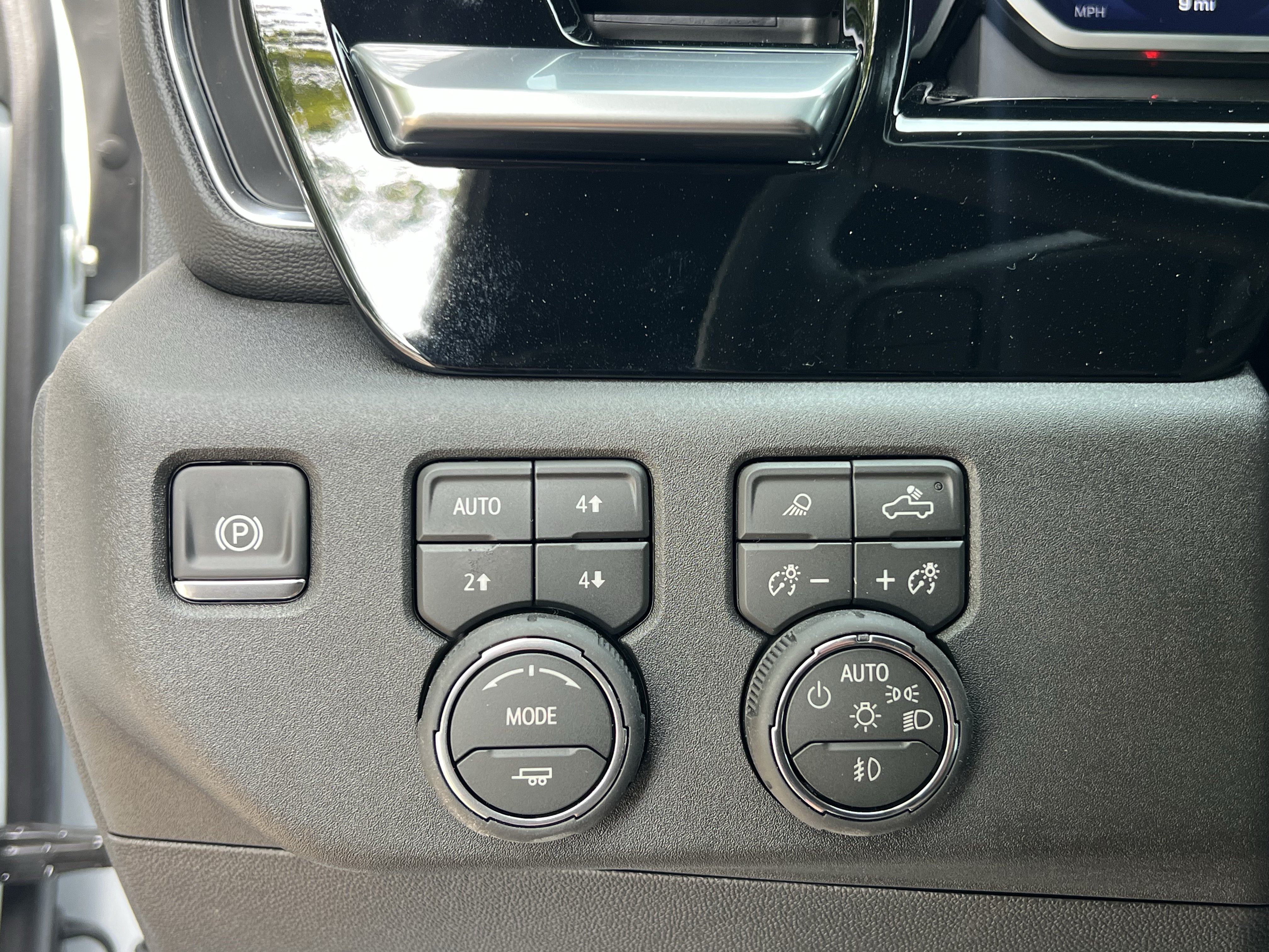 New 2026 Chevrolet Silverado 2500 High Country AWD/4WD image 18