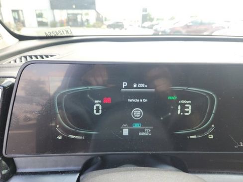 Used 2023 Kia Sportage EX AWD/4WD image 12