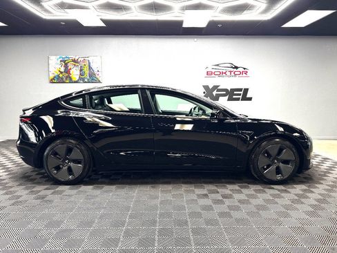 Used 2021 Tesla Model 3 Standard Range Plus image 14