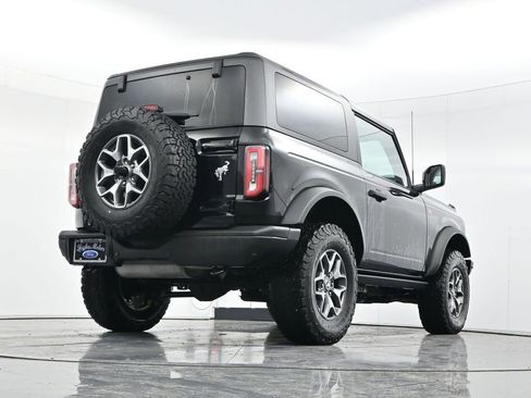 Used 2023 Ford Bronco Badlands image 43