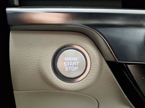 Used 2024 Kia Telluride SX Prestige AWD/4WD image 23