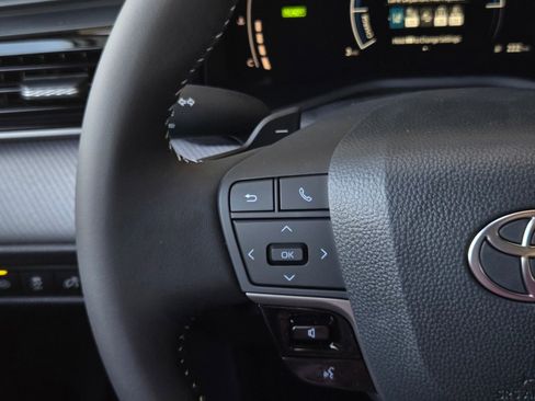 Certified 2026 Toyota Camry SE FWD image 20