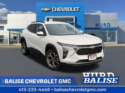 New 2025 Chevrolet Trax LT w/ Driver Confidence Package