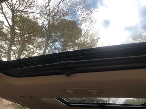 Used 2017 Buick Enclave Leather image 14