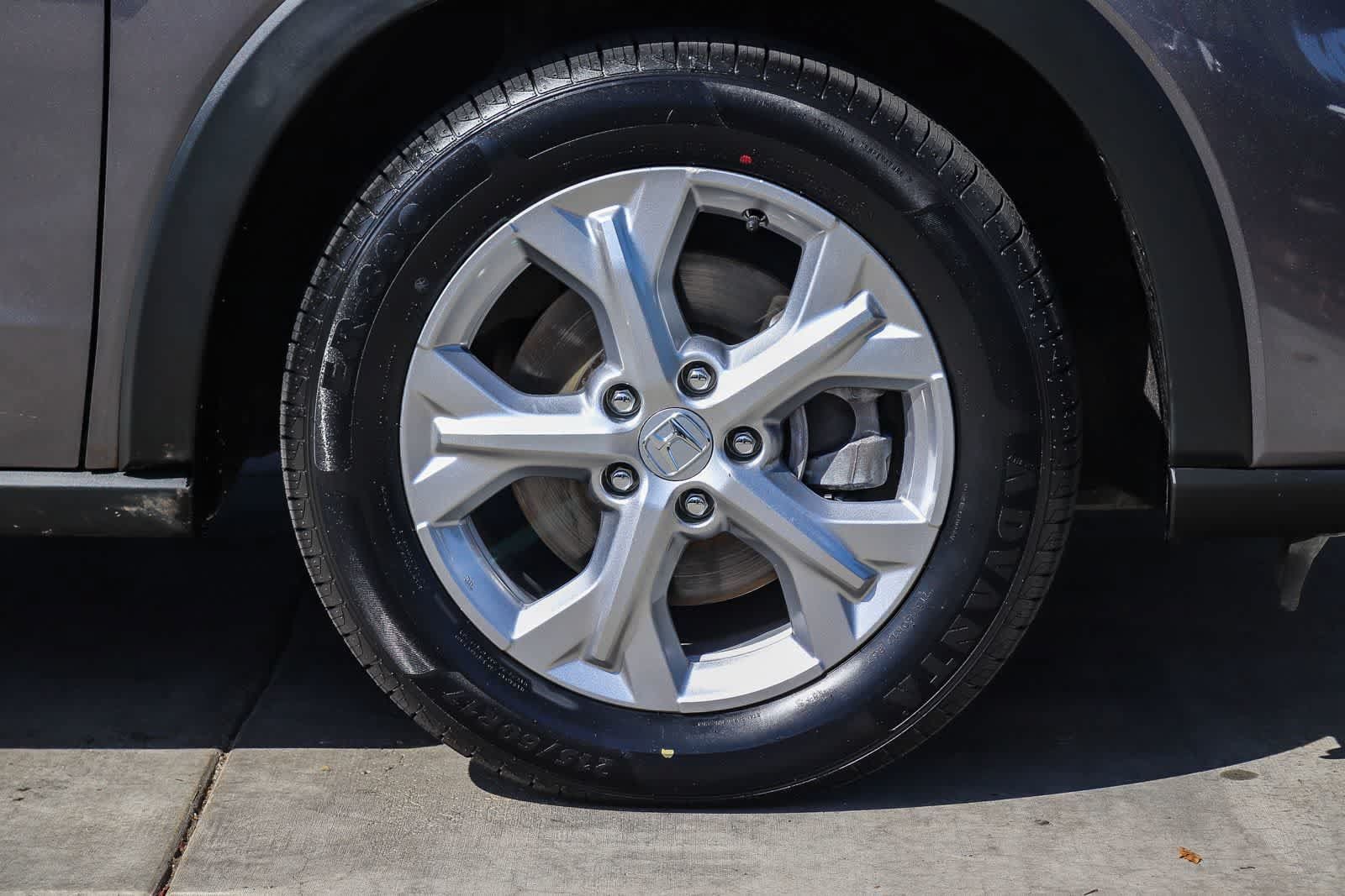 Used 2024 Honda HR-V LX image 9