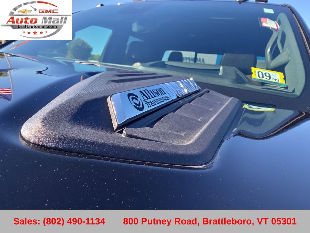 Used 2024 Chevrolet Silverado 3500 High Country w/ Technology Package AWD/4WD image 5