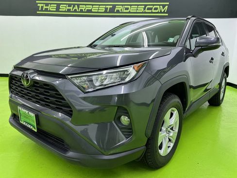 Used 2021 Toyota RAV4 XLE AWD/4WD image 5