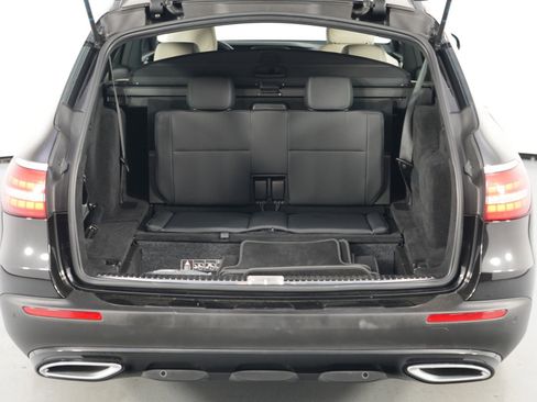 Used 2022 Mercedes-Benz E 450 4MATIC All-Terrain Wagon w/ Driver Assistance Package image 11