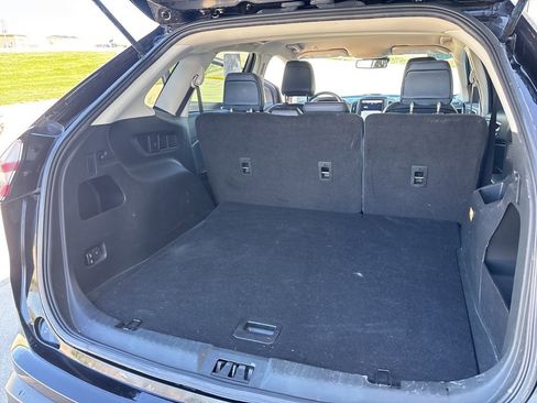 Used 2022 Ford Edge SEL w/ Sport Appearance Package image 28