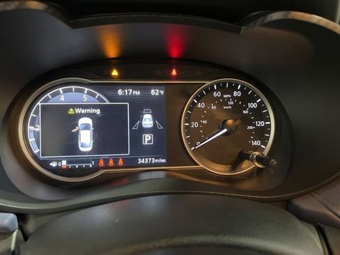 Used 2024 Nissan Versa SV FWD image 14