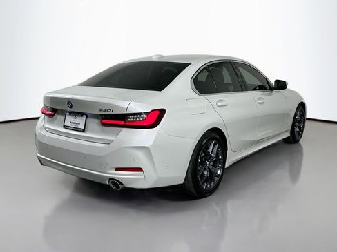New 2025 BMW 330i Sedan w/ Premium Package image 4