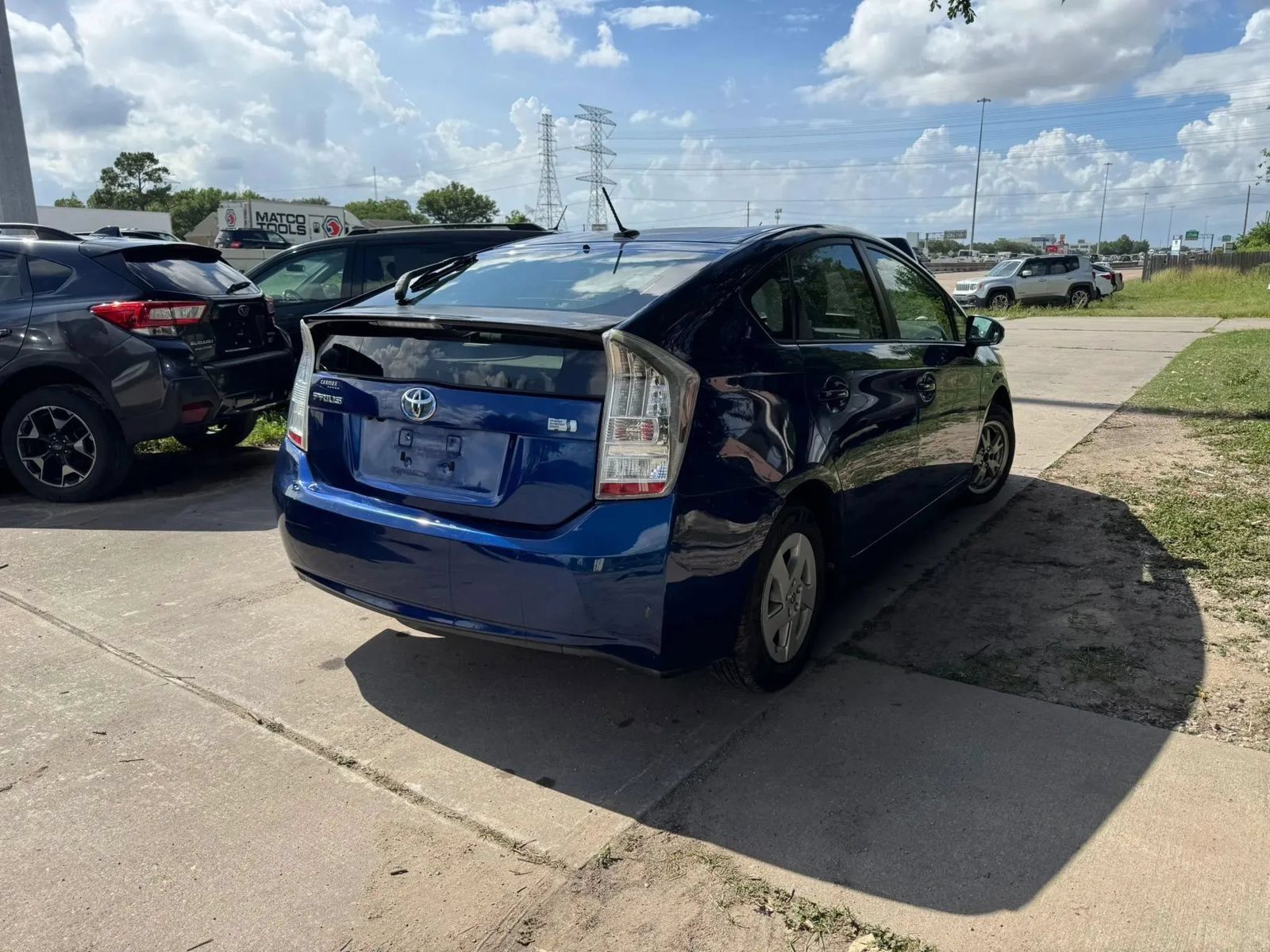 Used 2010 Toyota Prius Three w/ Navigation Pkg FWD image 5