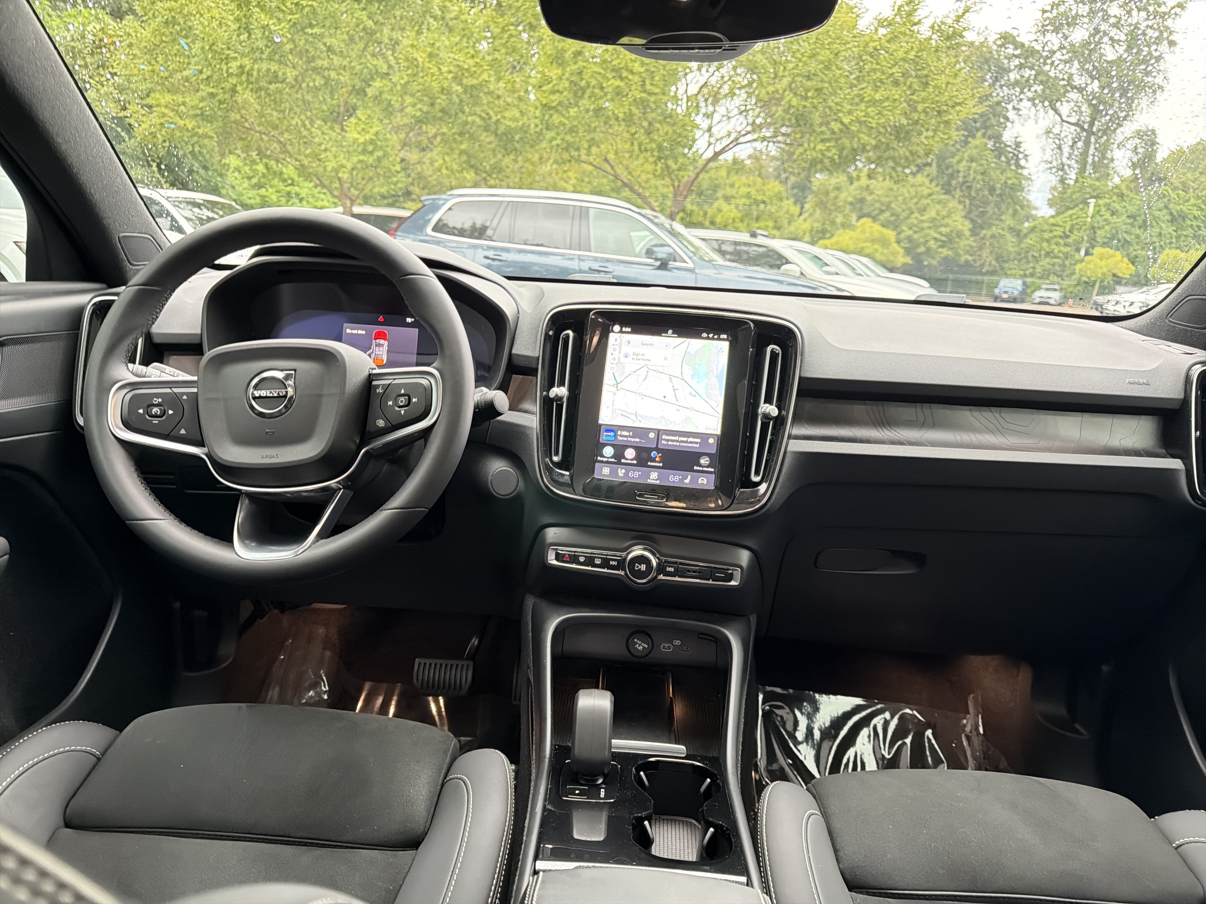 Certified 2023 Volvo C40 P8 Recharge Plus w/ Climate Package AWD/4WD image 30