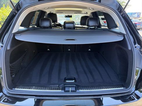 Used 2022 Mercedes-Benz GLC 300 w/ Premium Package Lite image 18