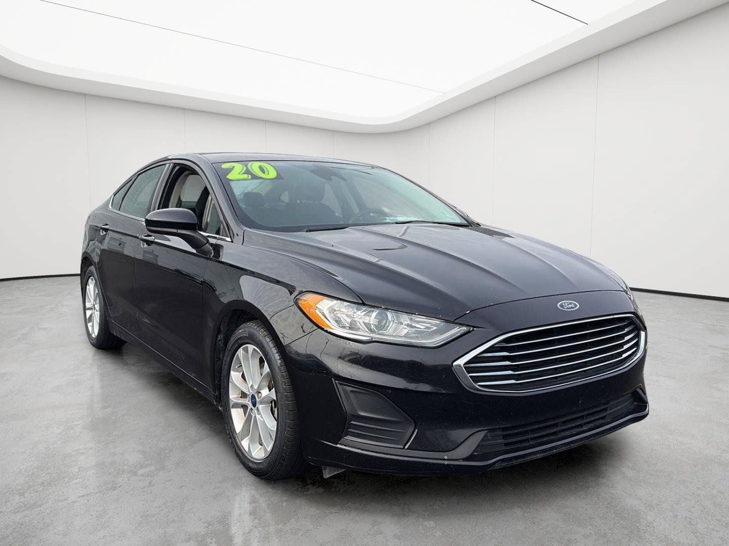 Used 2020 Ford Fusion SE FWD image 33