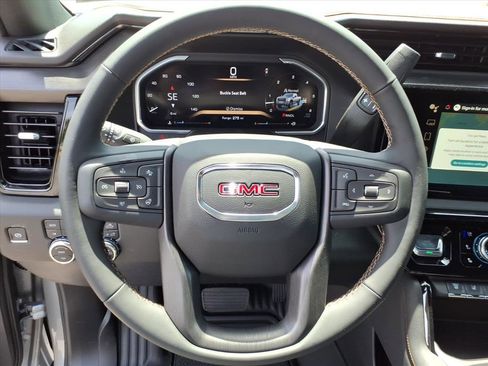 New 2026 GMC Sierra 2500 AT4 w/ AT4 Preferred Package AWD/4WD image 12