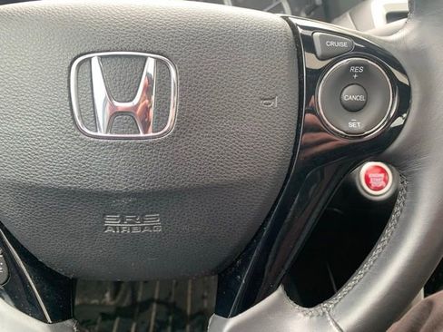 Used 2016 Honda Accord EX-L image 11