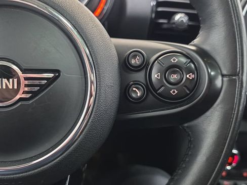 Used 2019 MINI Cooper Clubman ALL4 AWD/4WD image 17
