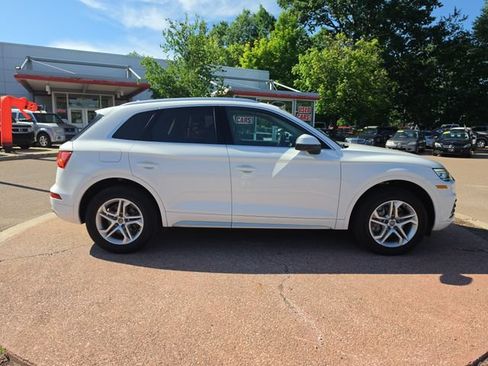 Used 2019 Audi Q5 2.0T Premium w/ Convenience Package AWD/4WD image 6