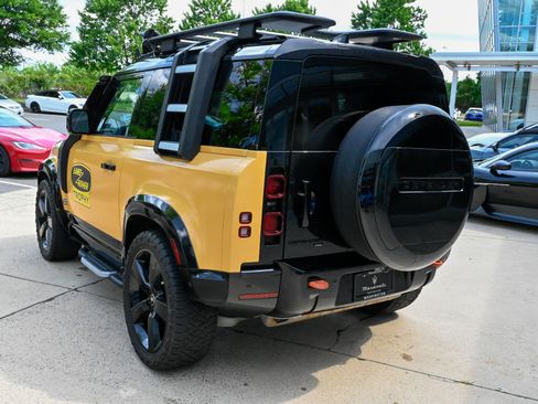 Used 2023 Land Rover Defender 90 X-Dynamic SE AWD/4WD image 7