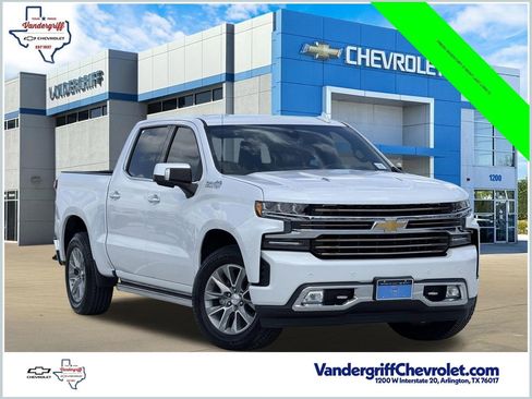 Used 2022 Chevrolet Silverado 1500 High Country w/ Safety Package II AWD/4WD image 1
