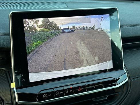 New 2026 Jeep Compass Latitude image 16