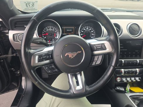 Used 2018 Ford Mustang GT w/ Equipment Group 301A RWD image 8