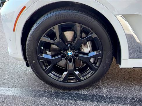 Used 2022 BMW X7 xDrive40i w/ Executive Package AWD/4WD image 40