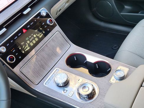 New 2026 Genesis GV80 2.5T Prestige image 14