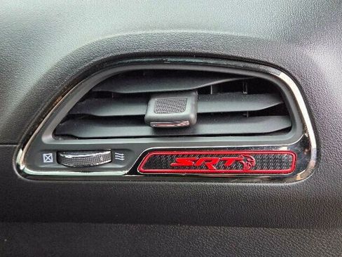 Used 2020 Dodge Challenger SRT Hellcat w/ Plus Package image 19