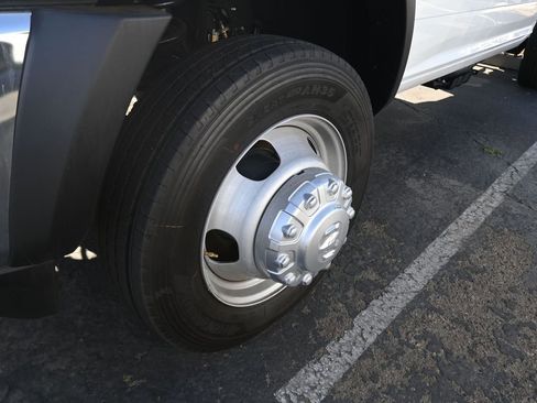 New 2025 RAM 5500 Tradesman image 18