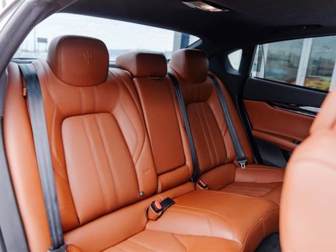 Used 2017 Maserati Quattroporte S GranSport Q4 image 41